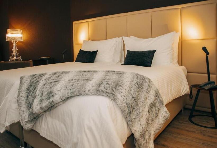 בית מלון כפרי Dakota