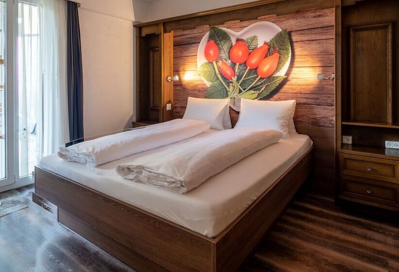 Dala Hotel & Apartments