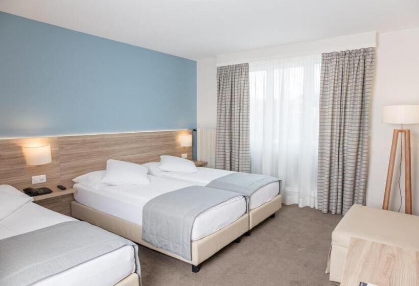 בית מלון כפרי De Chailly