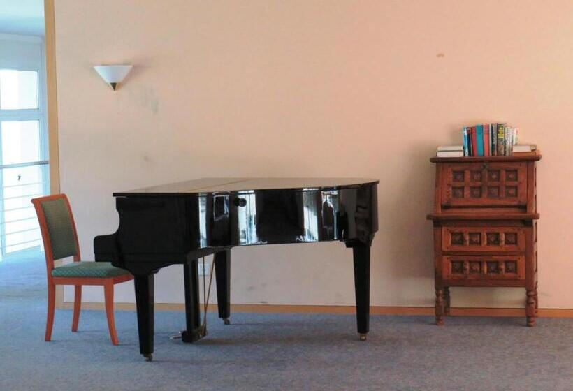 Отель Derby Davos