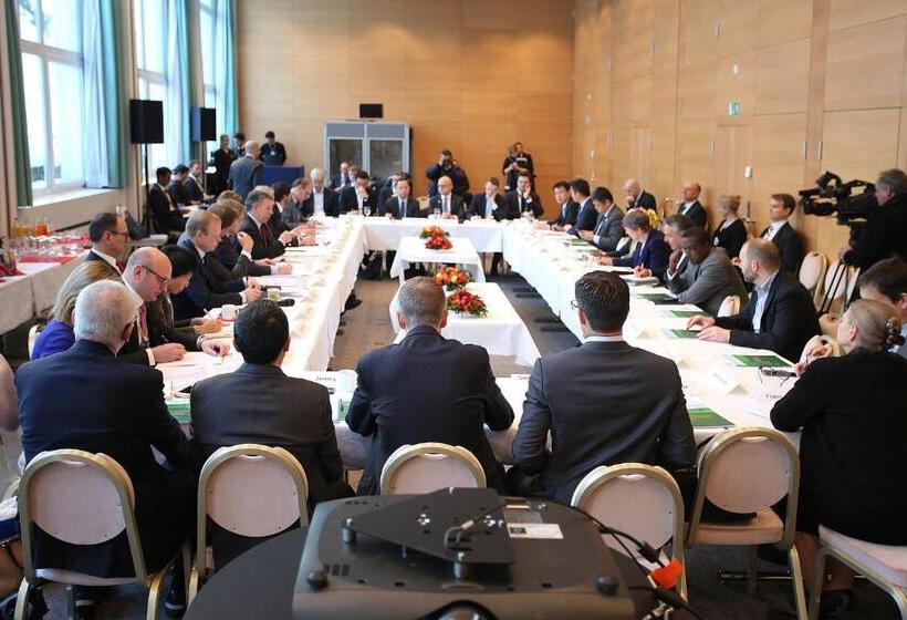 Отель Derby Davos