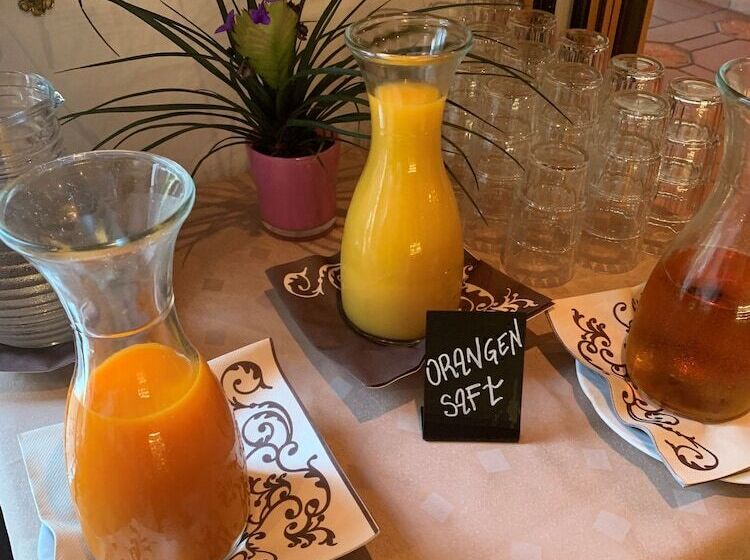 בית מלון כפרי Des Alpes