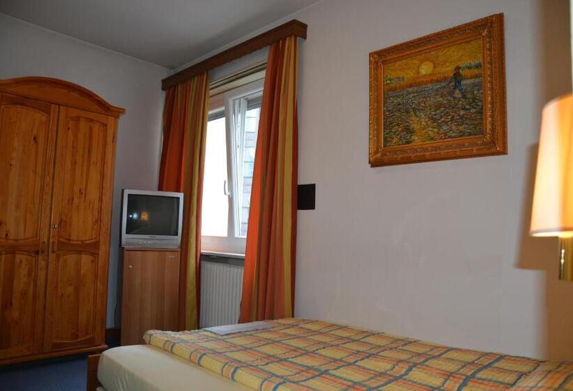 Hotel Dischma   Free Bus And Train Ticket