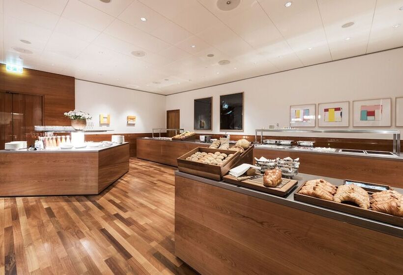 Отель Einstein St. Gallen