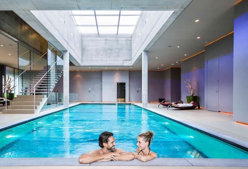 Отель Einstein St. Gallen