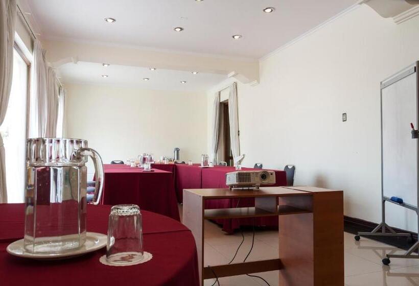 Отель Francisco De Aguirre