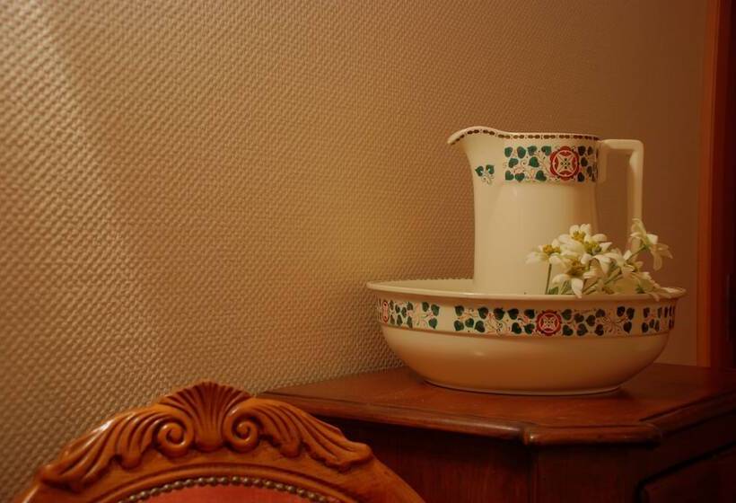 Отель Garni Hostatt