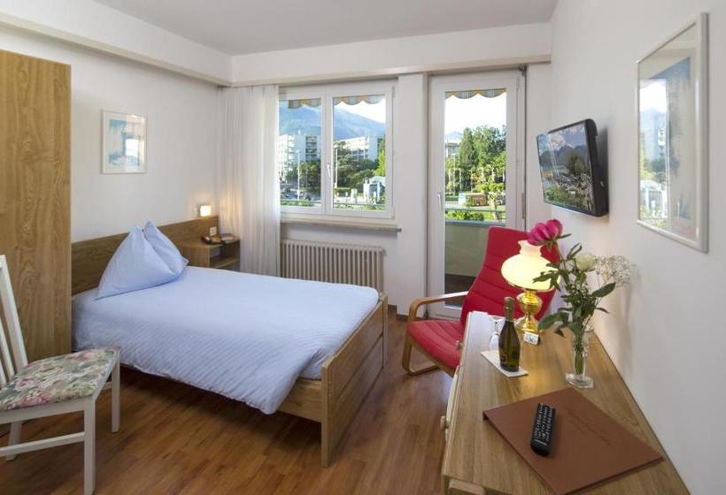 هتل Rondinella Locarno