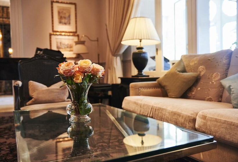 Grand Hotel Du Lac   Relais & Châteaux