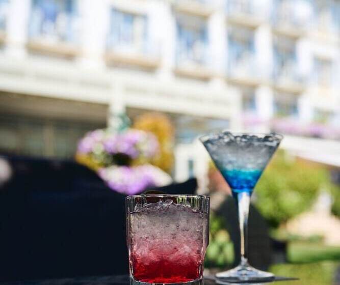 Grand Hotel Du Lac   Relais & Châteaux