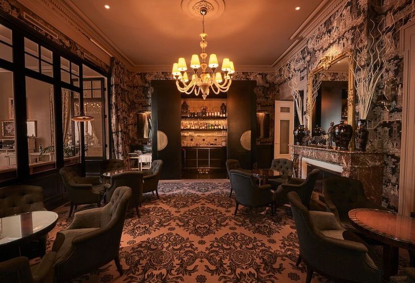 Grand Hotel Du Lac   Relais & Châteaux