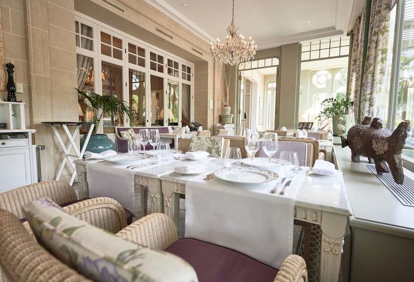 Grand Hotel Du Lac   Relais & Châteaux