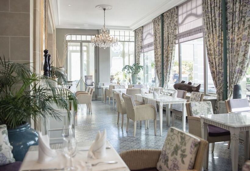 Grand Hotel Du Lac   Relais & Châteaux