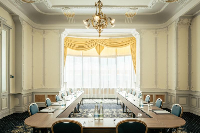 Grand Hotel Suisse Majestic, Autograph Collection