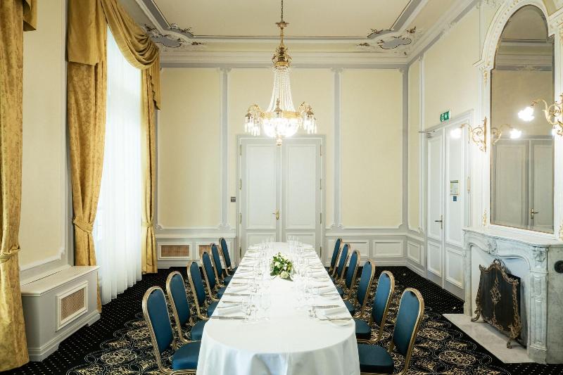 Grand Hotel Suisse Majestic, Autograph Collection