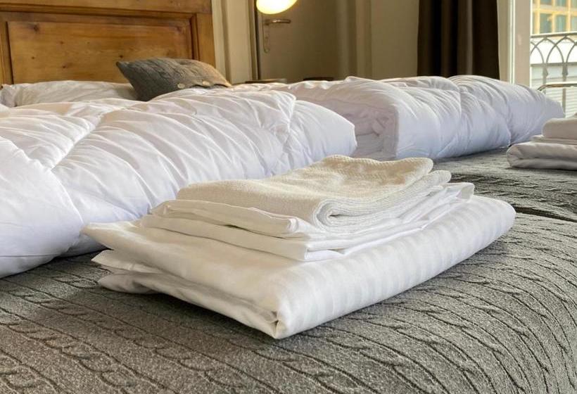 בית מלון כפרי Hoheneck  Self Check In