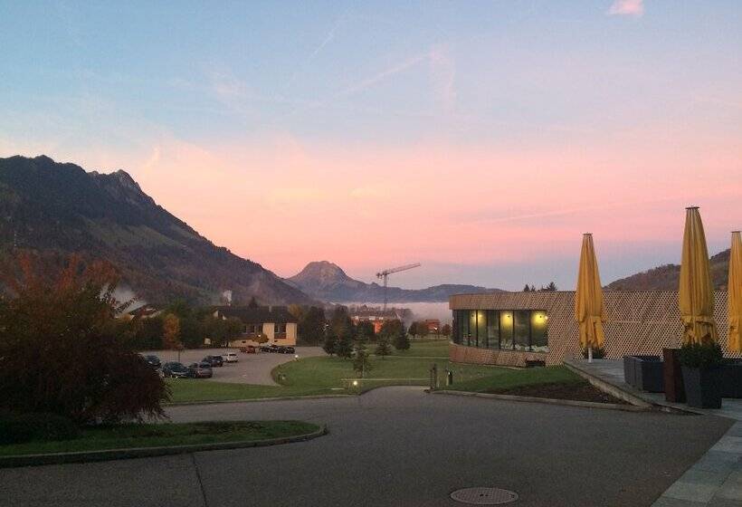 فندق Hôtel Cailler & Bains De La Gruyère