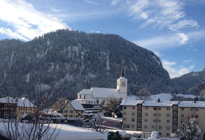 فندق Hôtel Cailler & Bains De La Gruyère