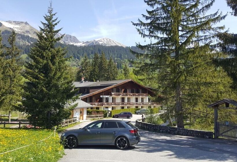 فندق Hôtel Les Sources