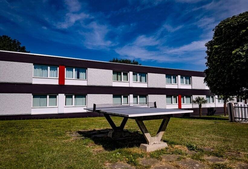 בית מלון כפרי Ibis 3 Lacs Neuchatel