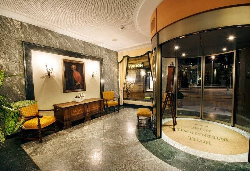 호텔 International Au Lac Historic Lakeside