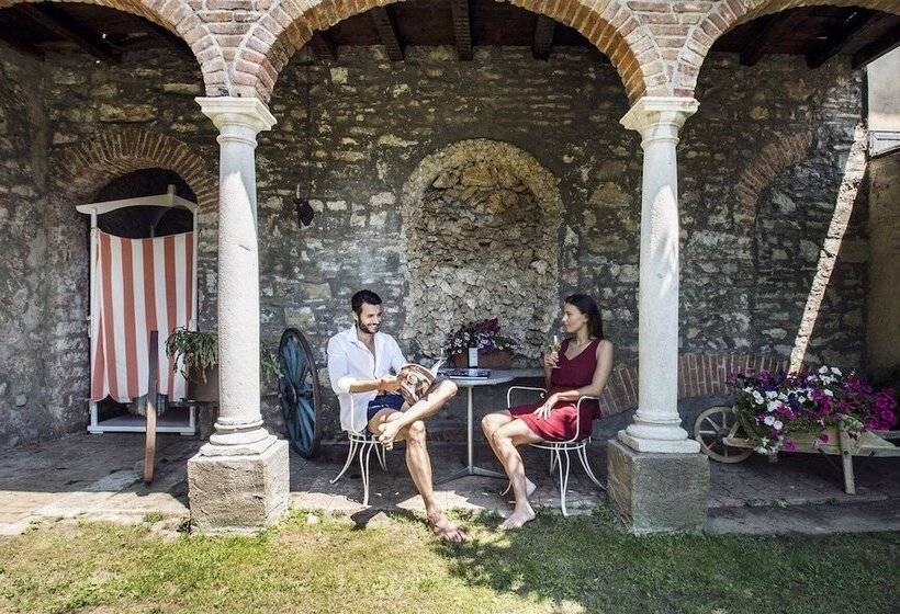 호텔 International Au Lac Historic Lakeside