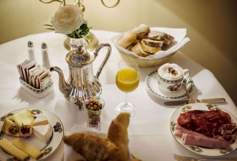 호텔 International Au Lac Historic Lakeside