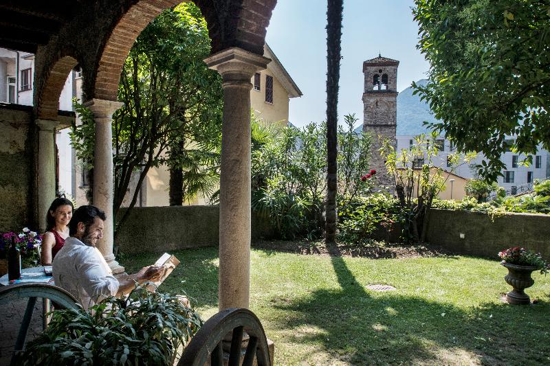 호텔 International Au Lac Historic Lakeside