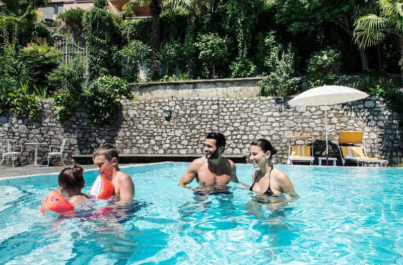 호텔 International Au Lac Historic Lakeside