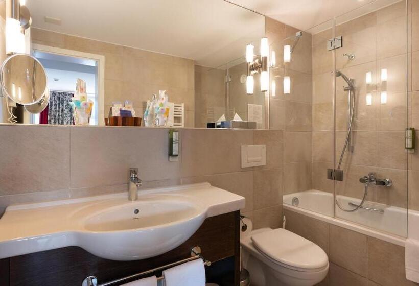 ホテル Krebs Interlaken