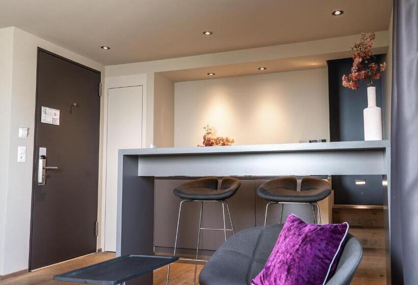 ホテル Landgasthof Halbinsel Au