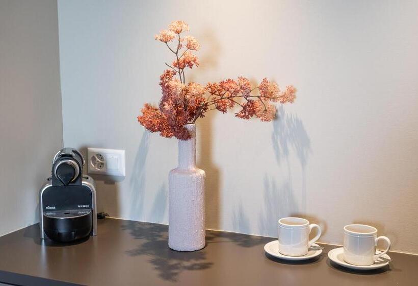 ホテル Landgasthof Halbinsel Au