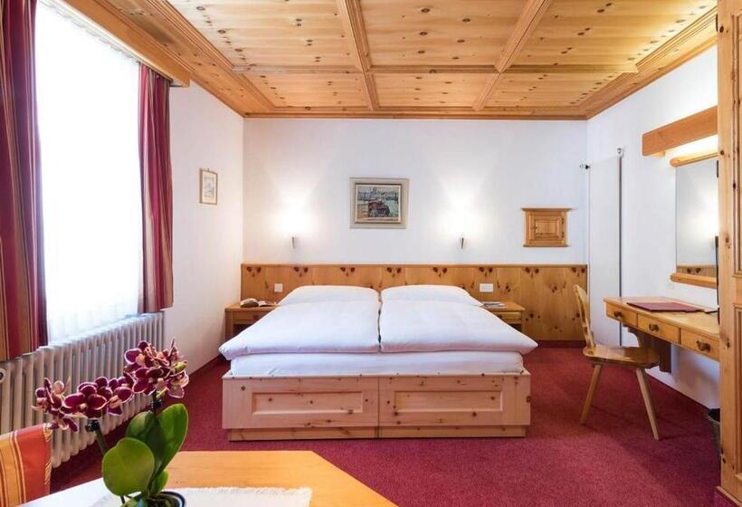 فندق Chesa Languard