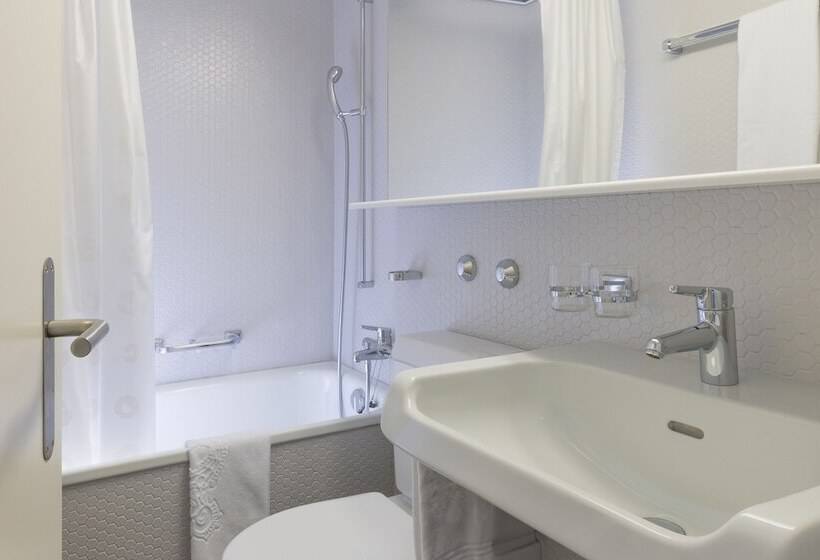 Отель Mercure Lenzburg Krone