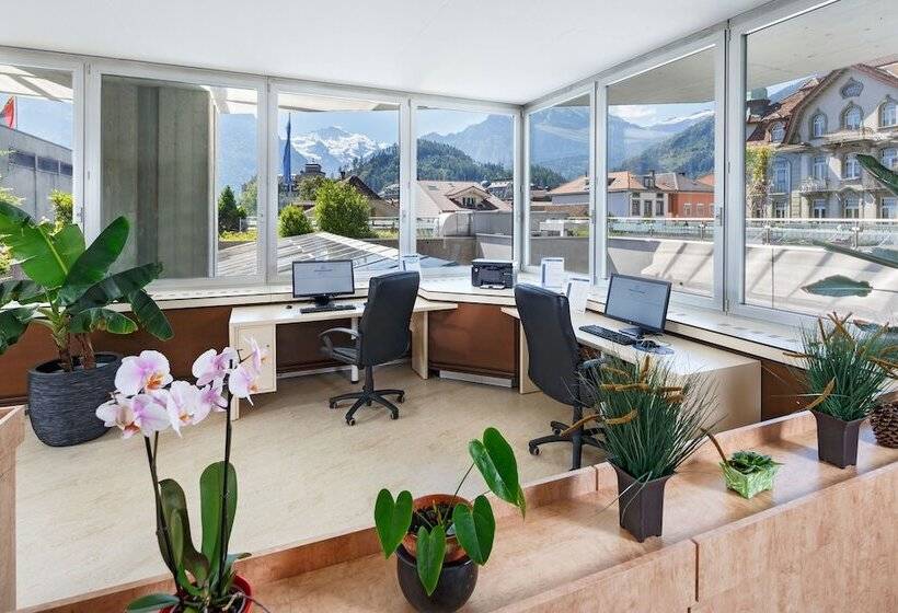 Отель Metropole Swiss Quality