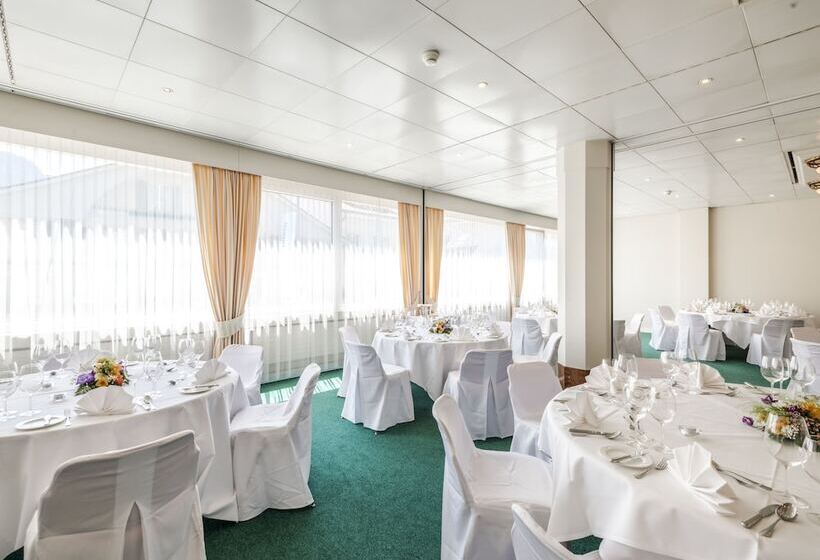 Отель Metropole Swiss Quality