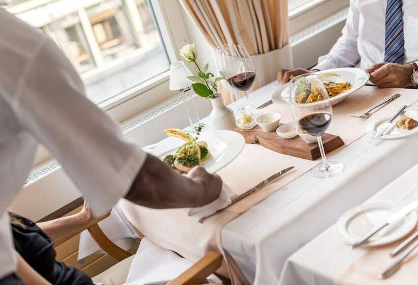 Отель Metropole Swiss Quality