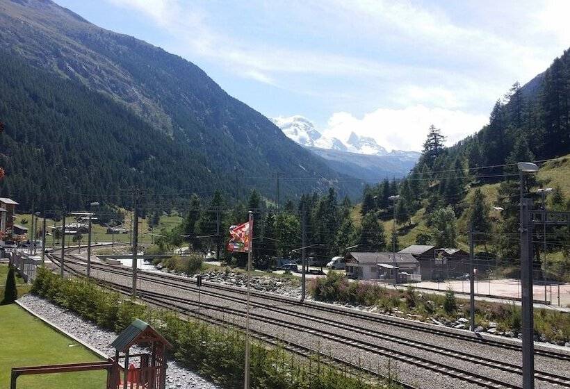 בית מלון כפרי Taescherhof