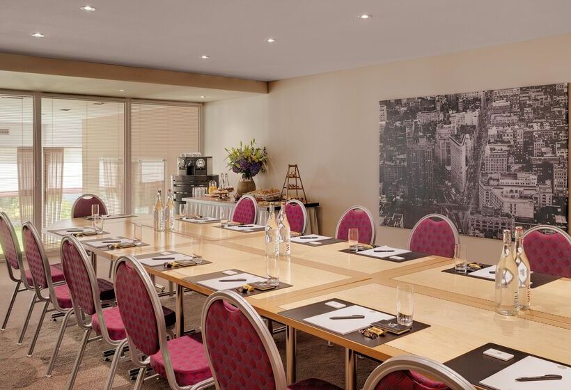 Отель Morosani Schweizerhof