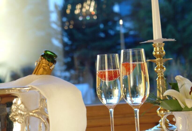 Отель Morosani Schweizerhof