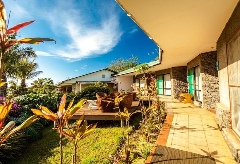 בית מלון כפרי Otai