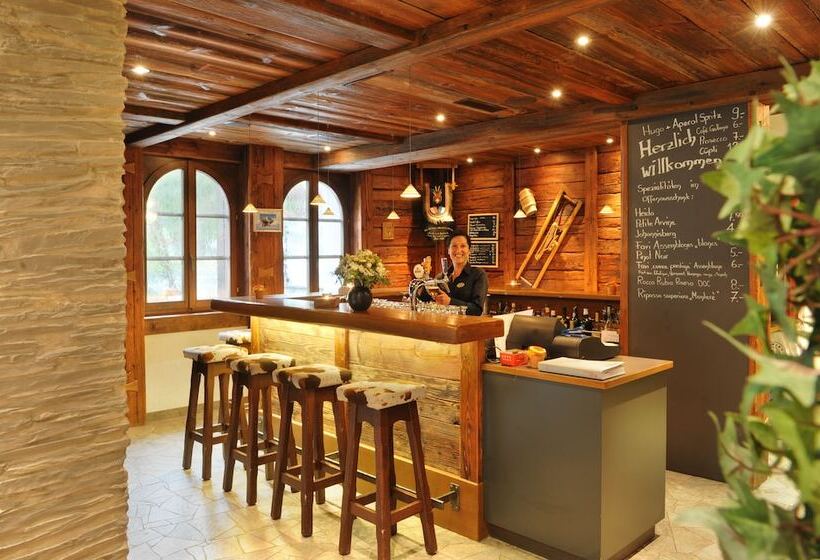 Alpine Hotel Perren