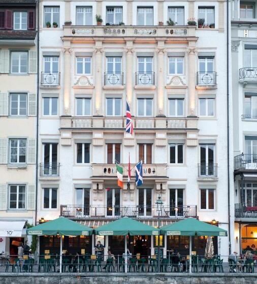 Szálloda Pickwick And Pub The Room With A View