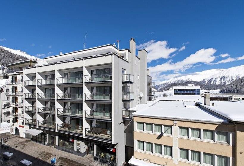 酒店 Piz St. Moritz