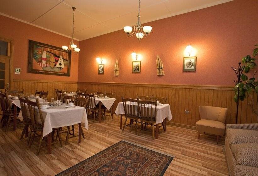 בית מלון כפרי Plaza