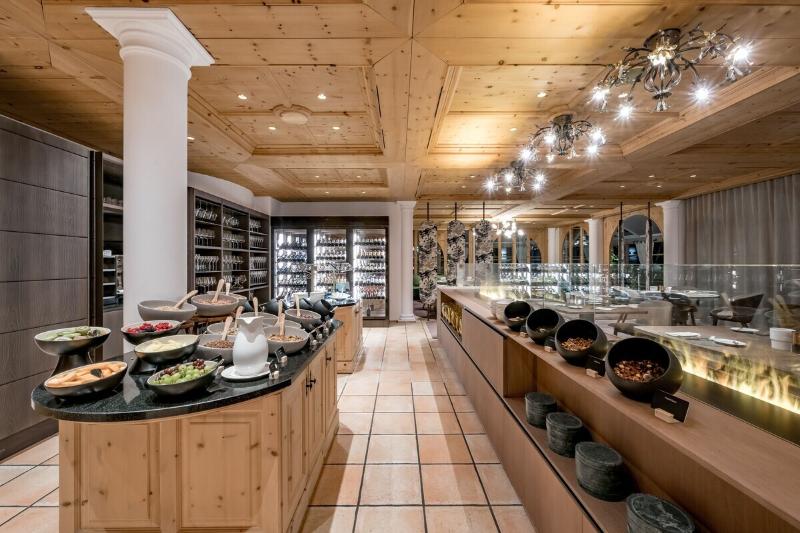 ホテル Relais & Châteaux Chasa Montana