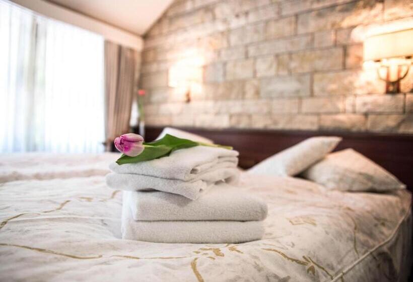 酒店 Restaurant La Porte D Octodure