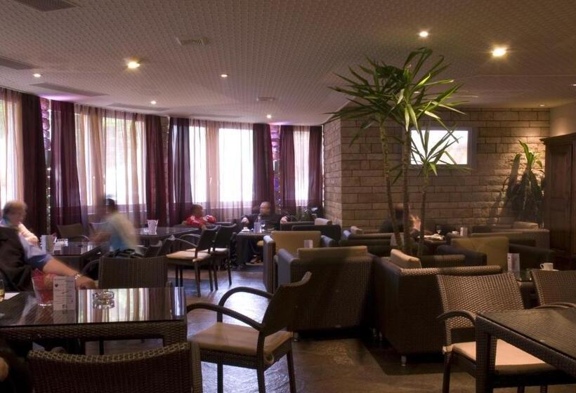 酒店 Restaurant La Porte D Octodure