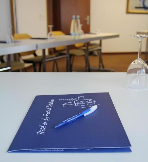 酒店 Restaurant La Porte D Octodure