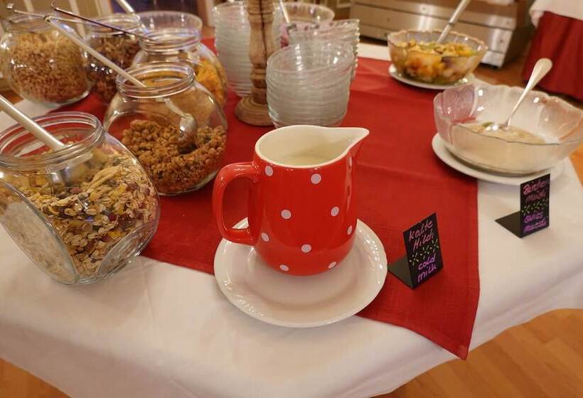 Отель Schweizerhof